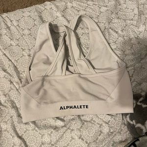 Alphalete sports bra